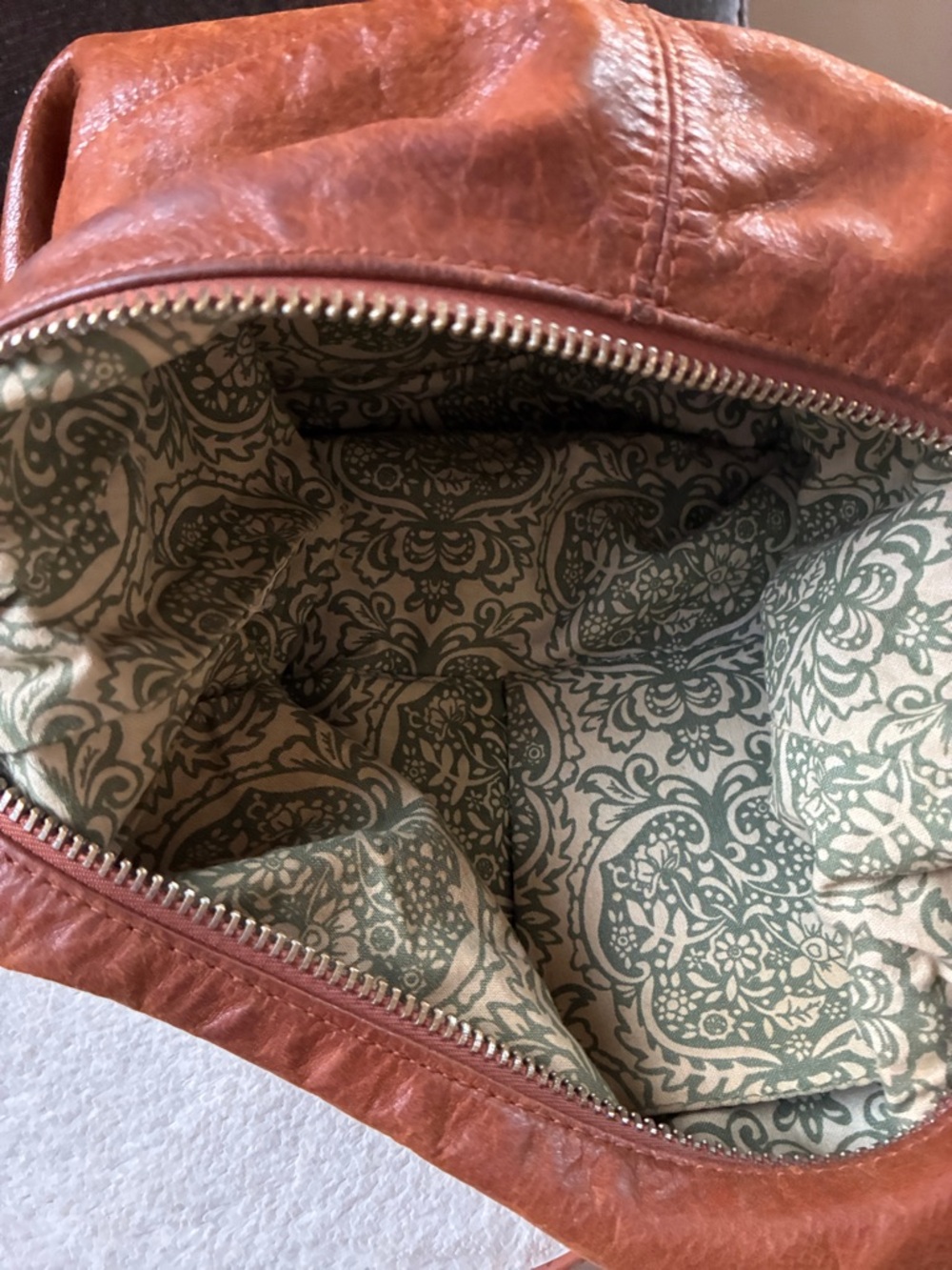 HOBO Tan Brown Leather Crossbody Bag - Picture 10 of 12